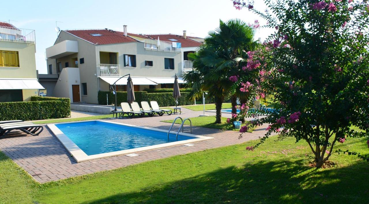 Premium Apartment Maj **** Porec Bagian luar foto