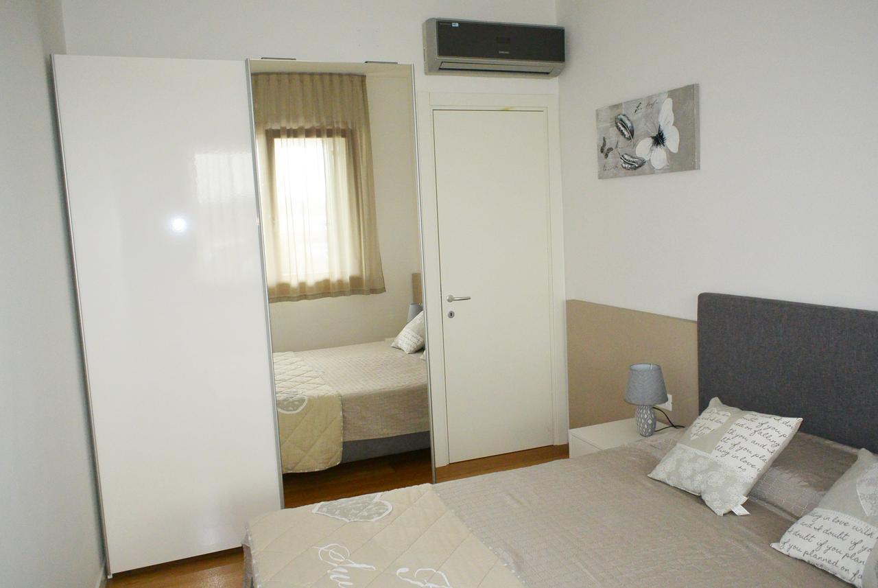 Premium Apartment Maj **** Porec Bagian luar foto